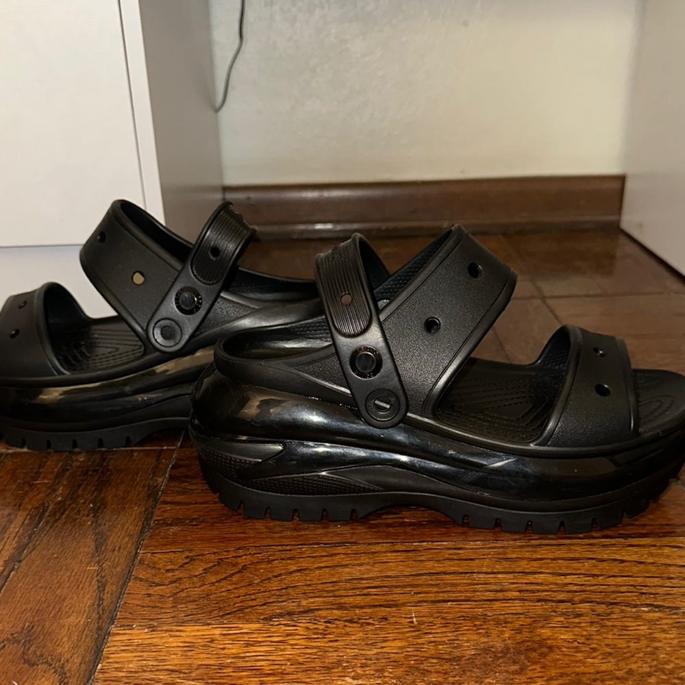 Black Platform Sandals